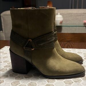 Vionic Olive Green Cornelia Ankle Block Heel Boots